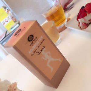 ルイボスティーの箱の写真の画像